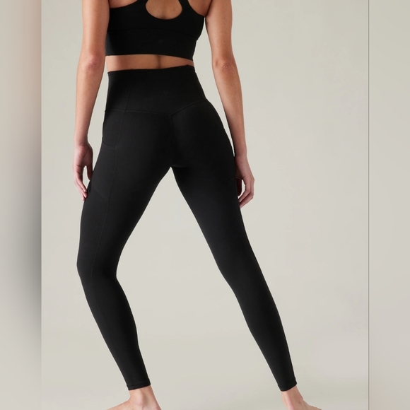 ATHLETA Salutation Stash Tight - Picture 2 of 3